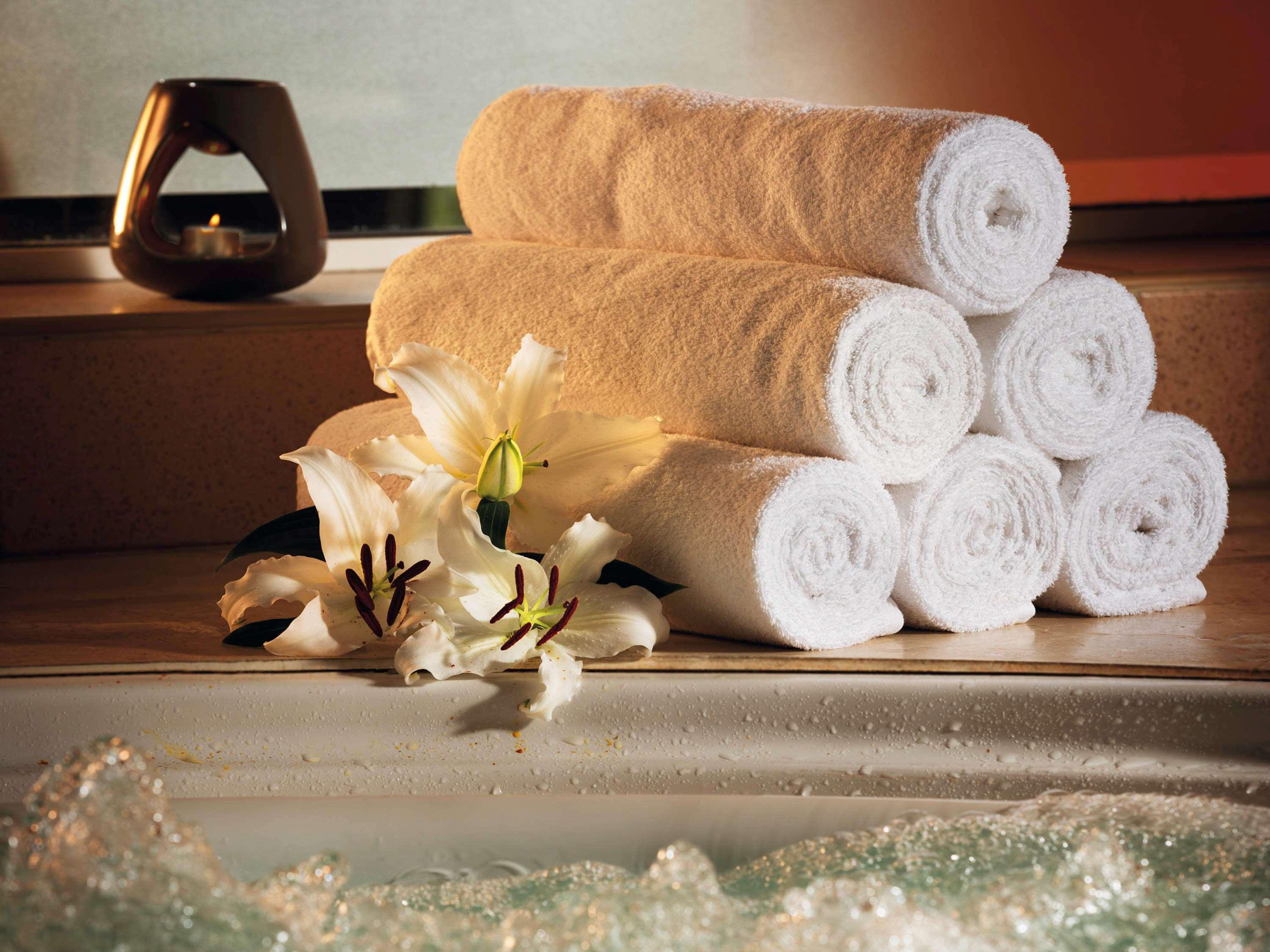 Moevenpick Hotel & Casino Malabata Tanger Kültér fotó Spa towels