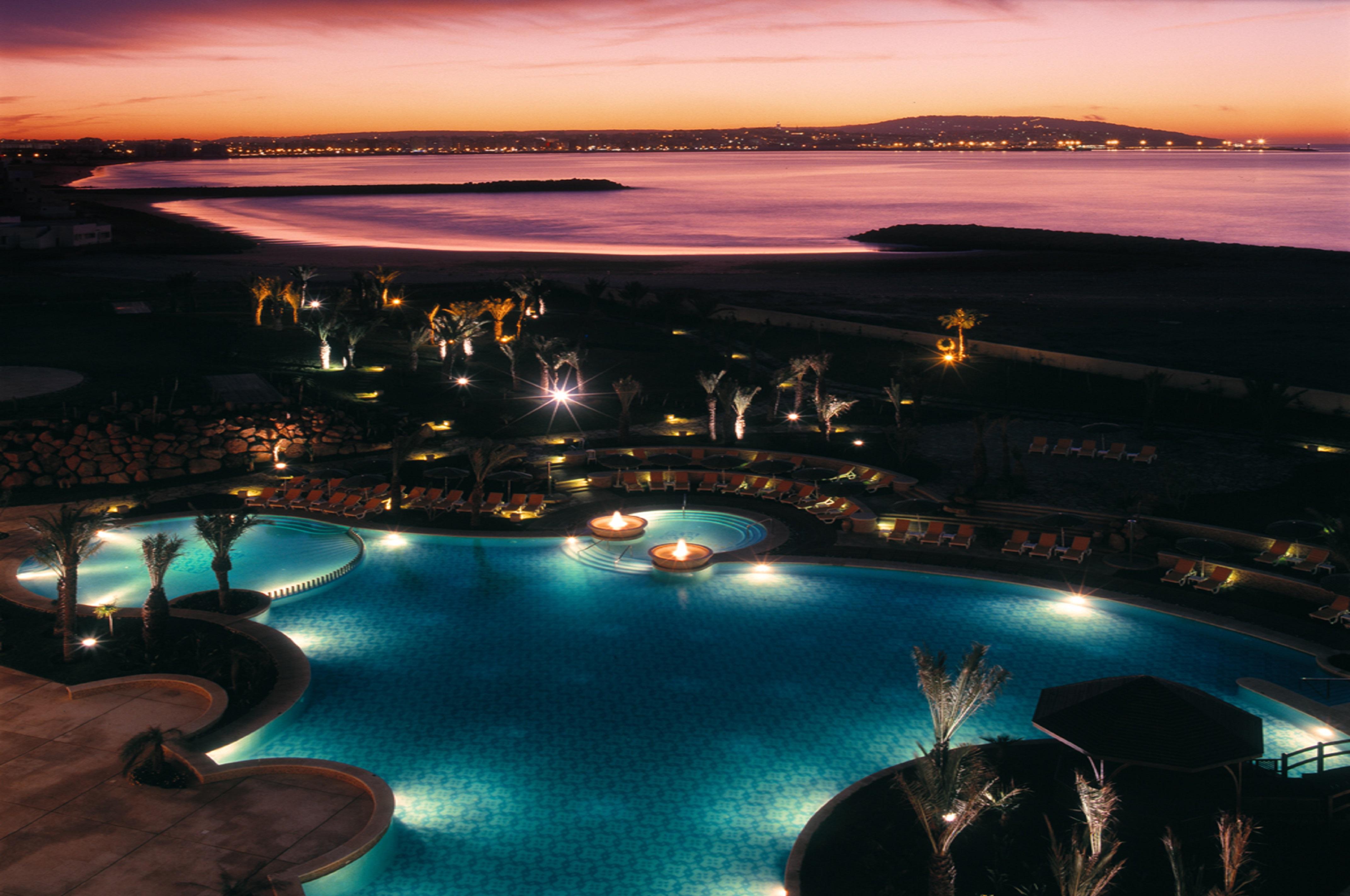 Moevenpick Hotel & Casino Malabata Tanger Kültér fotó The Atlantis Paradise Island resort