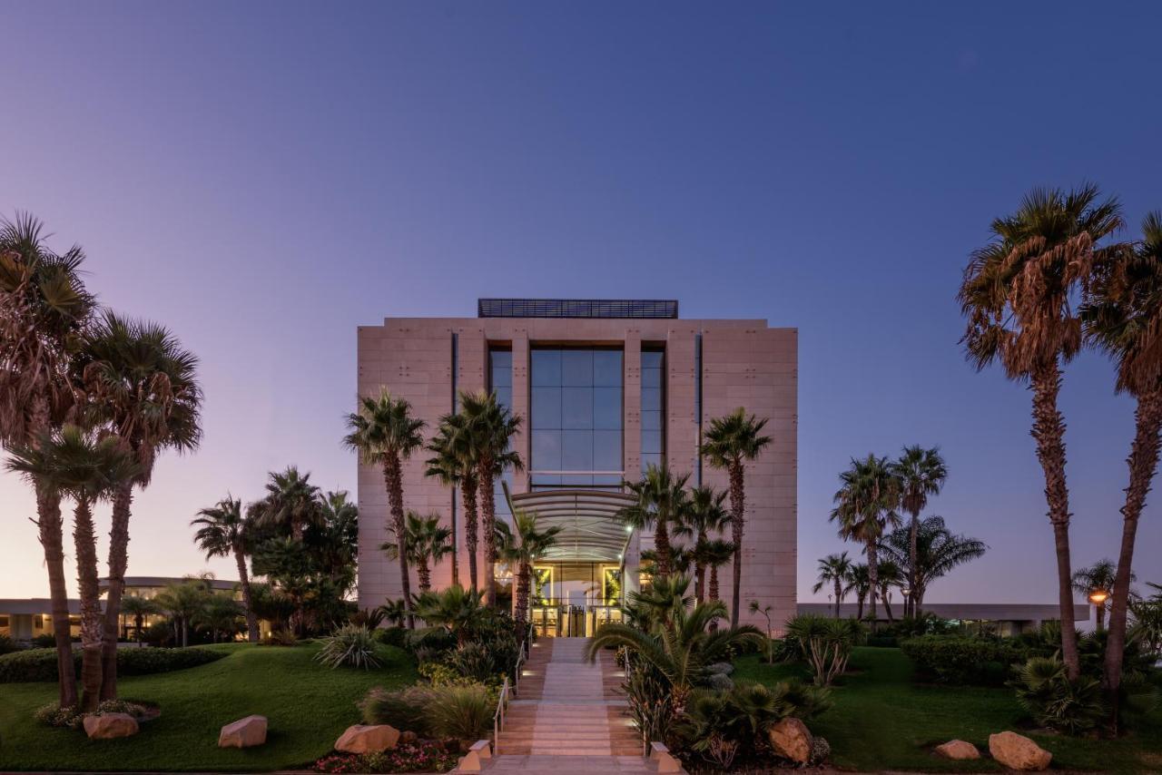 Moevenpick Hotel & Casino Malabata Tanger Kültér fotó The main entrance of the hotel