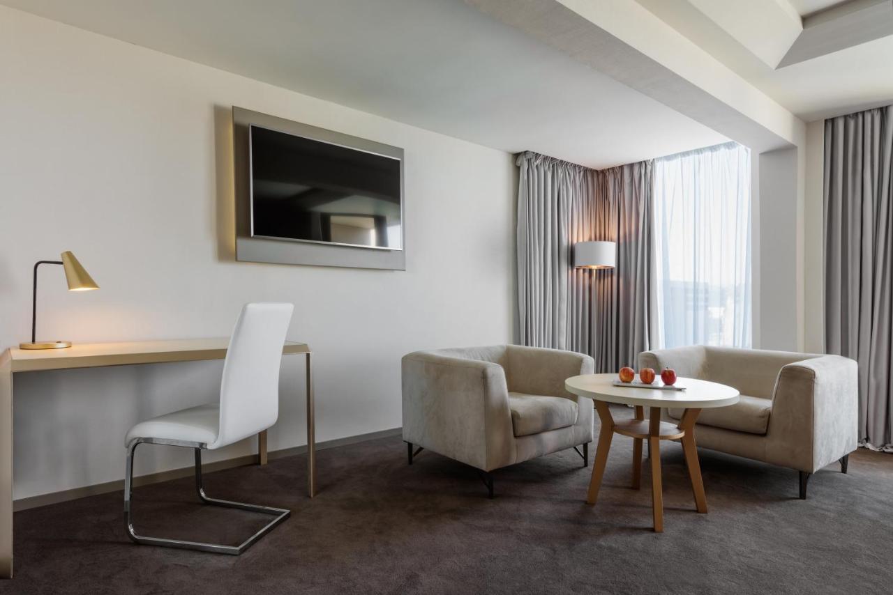 Moevenpick Hotel & Casino Malabata Tanger Kültér fotó Suite